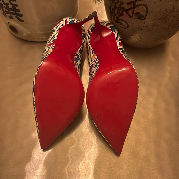 Authentic Christian Louboutin Hot Chick CL Patent Leather Stiletto Pumps - Picture 7 of 8